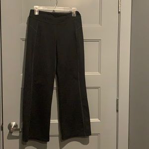 Like new Athleta boot cut pants!